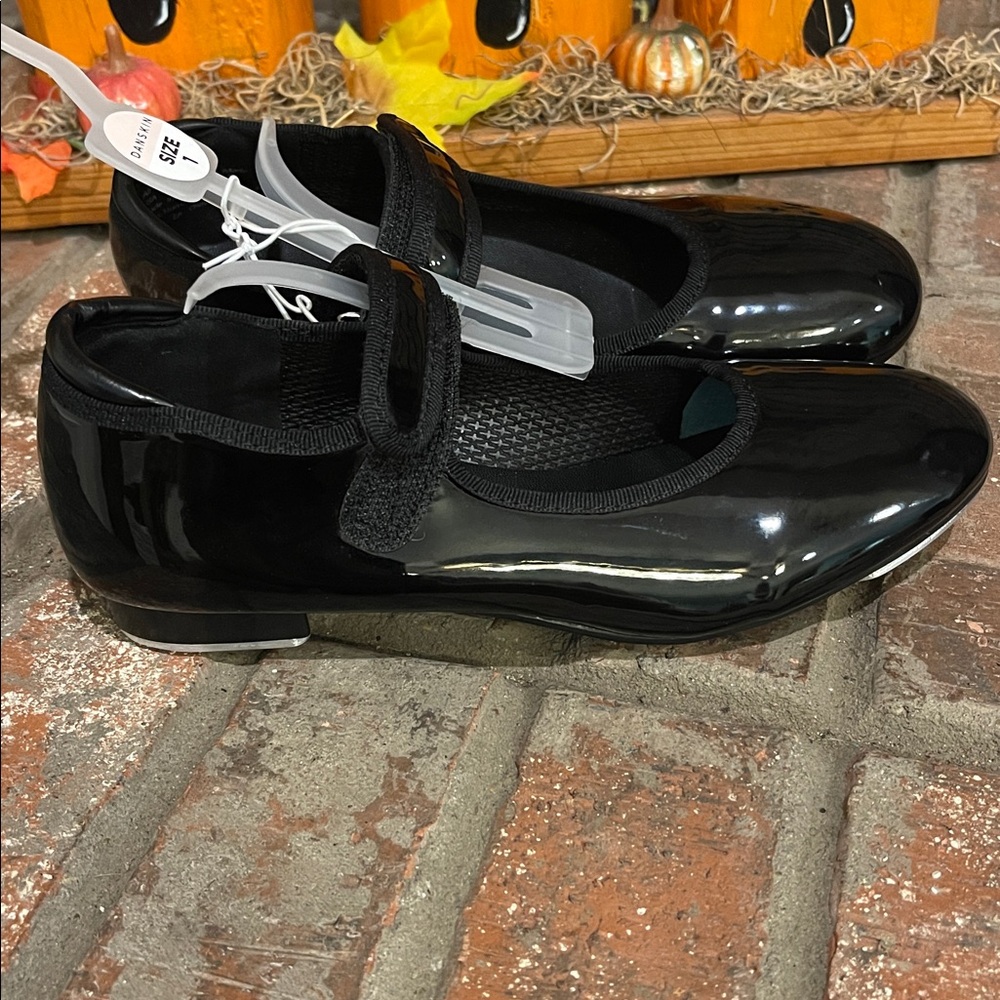 Danskin Glossy Black Dance Tap Shoes Sz 1 - Picture 4 of 9